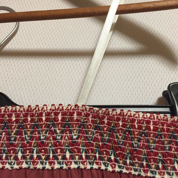 •💥Pen & Paper Off the Shoulder Top💥 - Picture 2 of 5